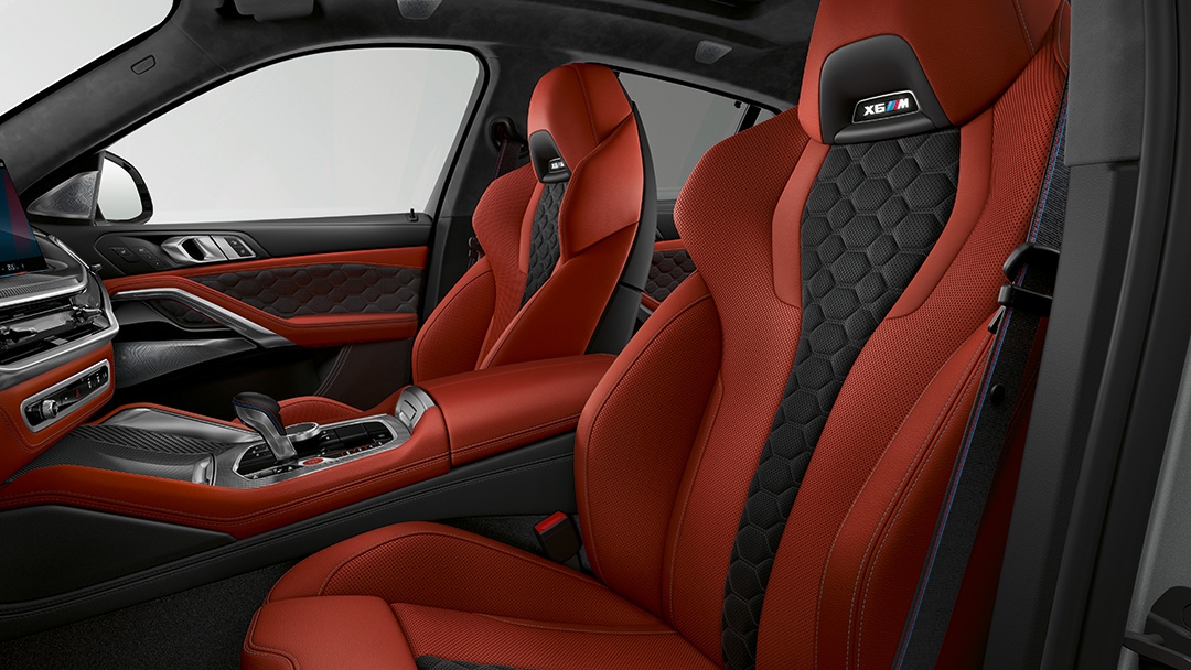 Жүргізуші мен алдыңғы жолаушыға арналған М мультифункционалдық орындықтар