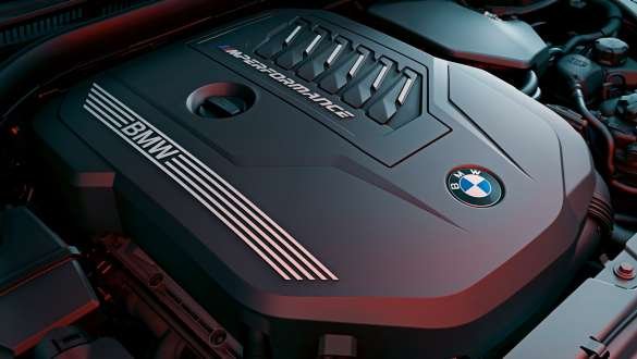 4 цилиндрлі BMW TwinPower Turbo бензин қозғалтқышы.