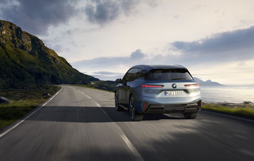 Бір орыннан 100 км/сағ дейін жылдамдықты арттыруға нәбәрі 4,6 сек кетеді